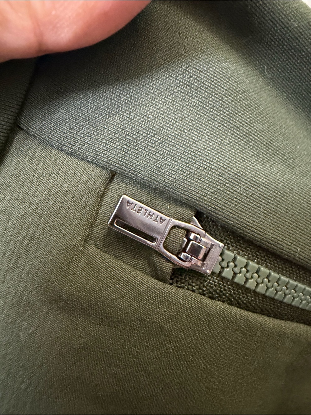 Athleta Women’s Headlands Hybrid Trek Mid Rise Jogger in Mountain Olive - Picture 6 of 7